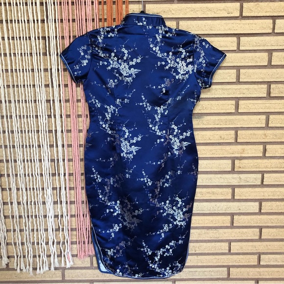 Cobalt Blue/Silver Floral Cheongsam Dress - Silk Dress - XS - Bust 29 - Size 0-2 - Picture 8 of 10